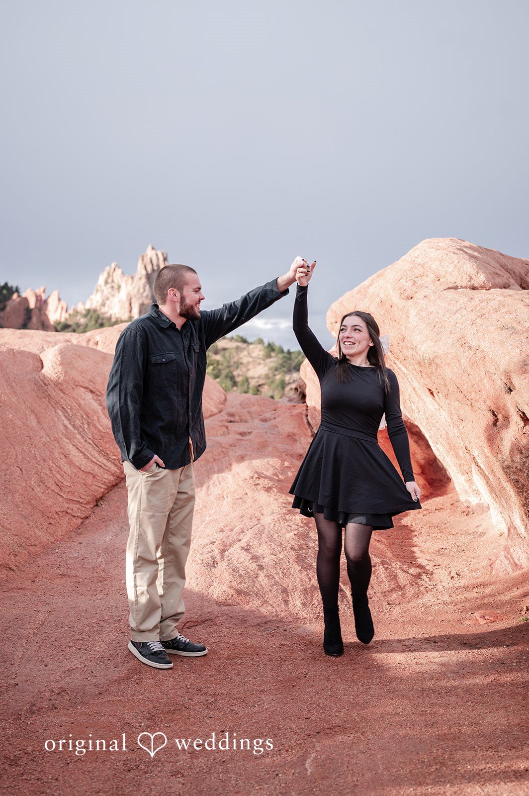 A fun portrait of the couple