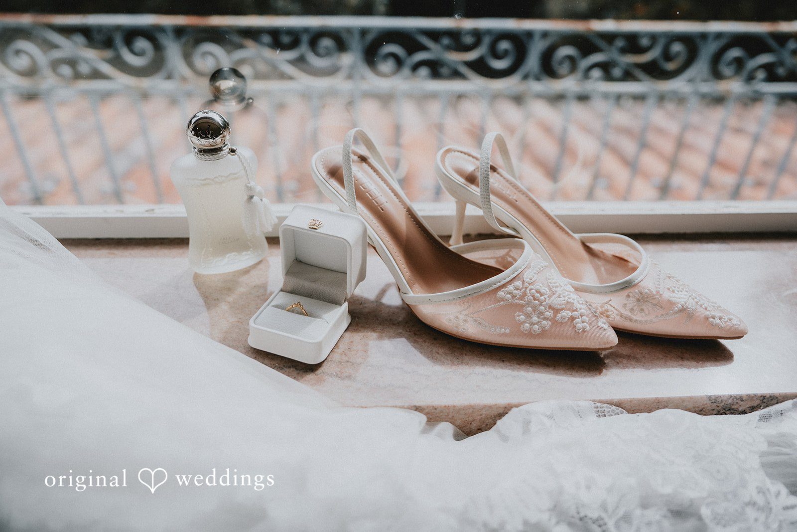 Close up of bride's accessories at Hacienda De Las Flores