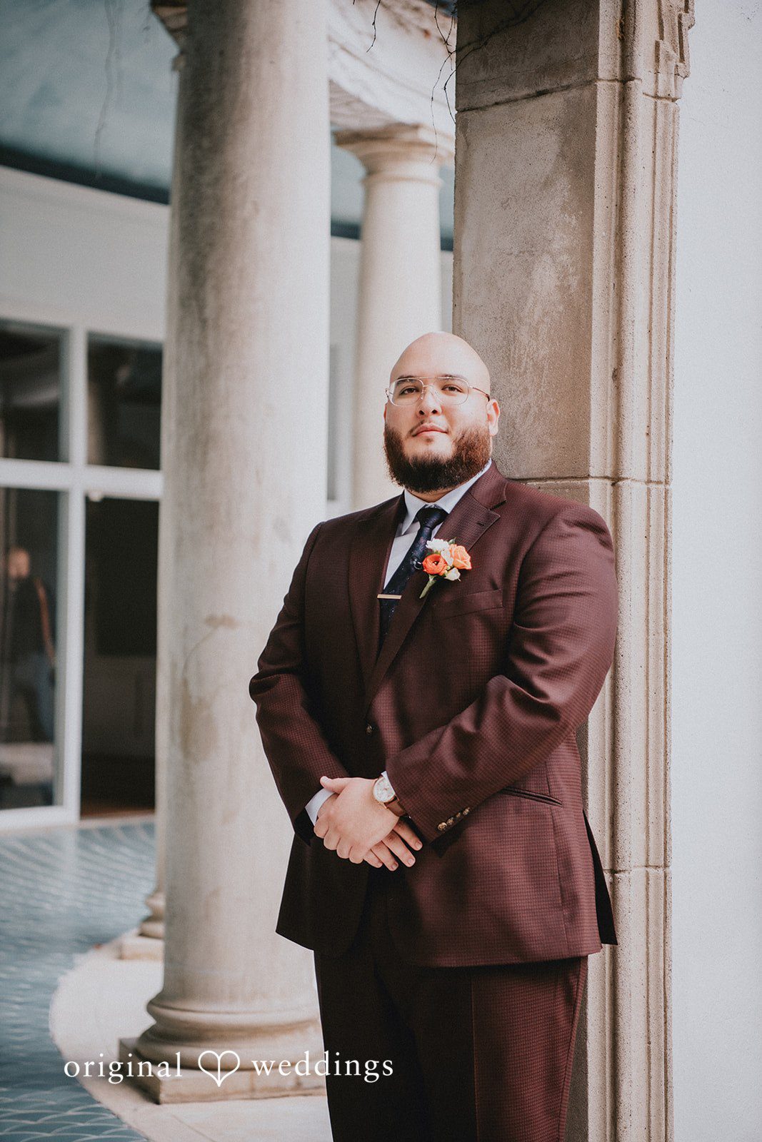 Elegant picture of groom