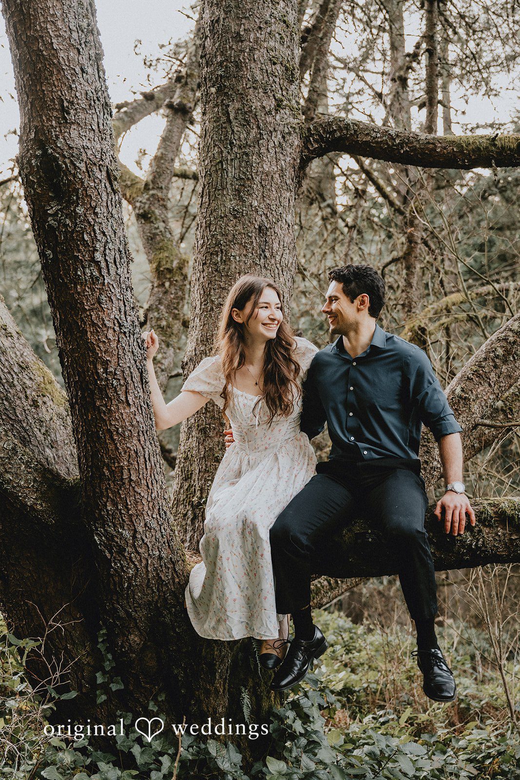 A portrait of the couple at the garden