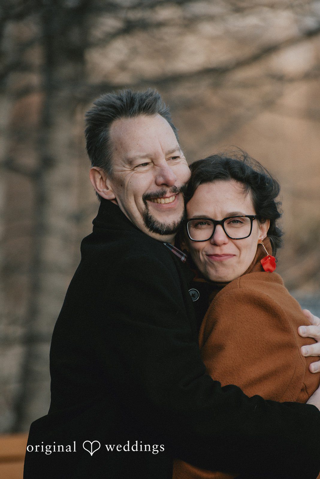 A gorgeous portrait of the couple