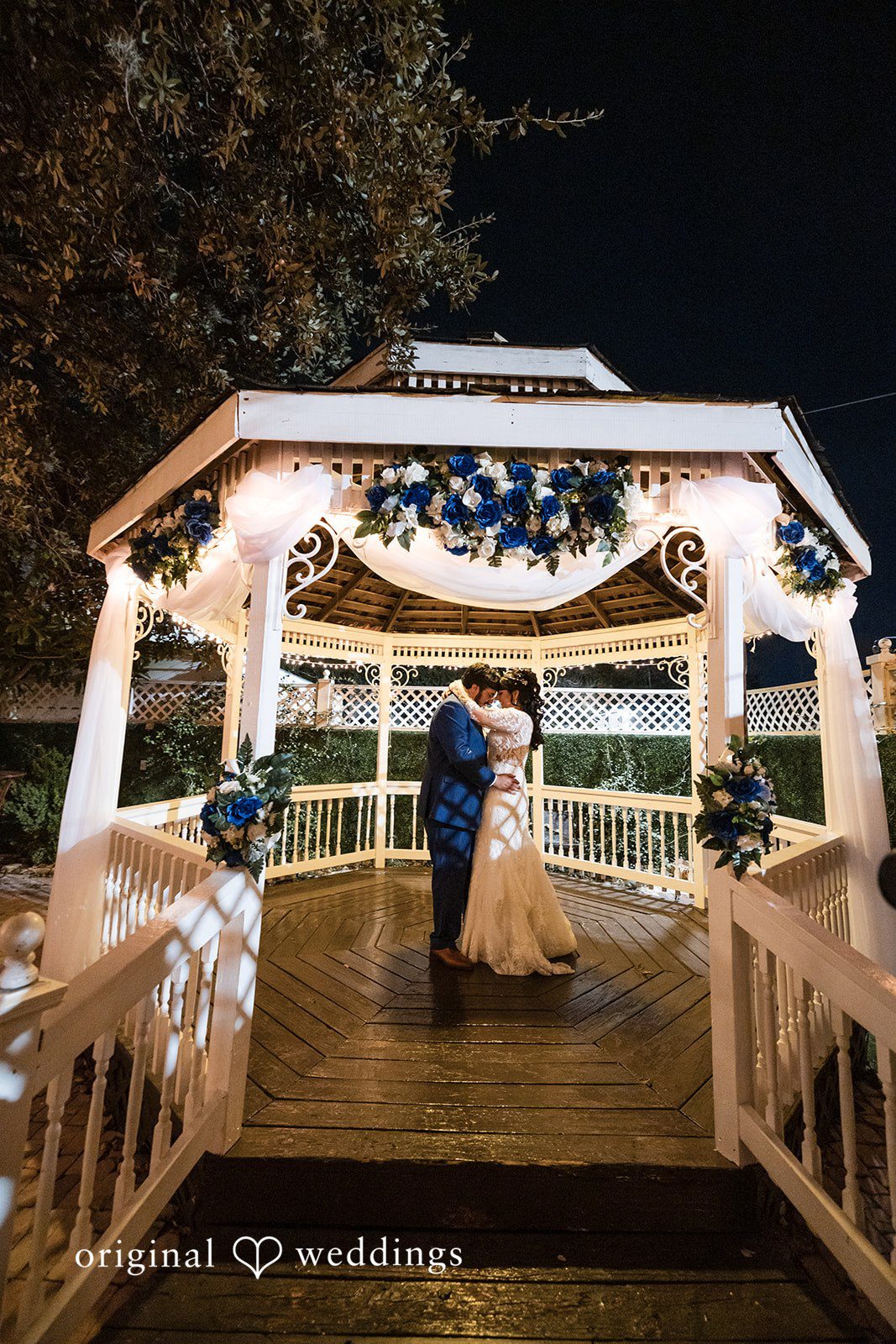 Lovely pose of bride and groom at Magnolia Gardens on Main