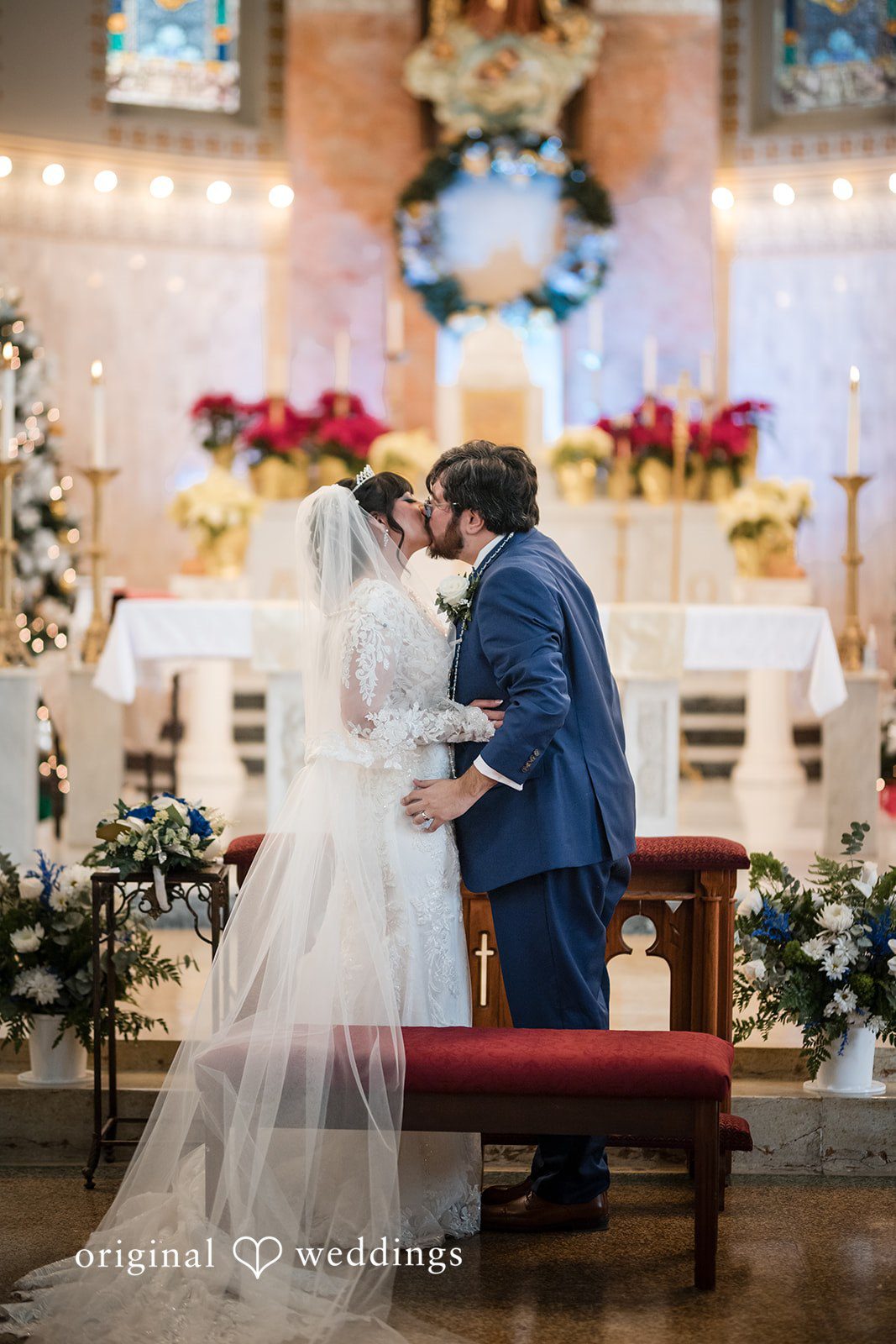 Romantic first kiss of couple at Magnolia Gardens on Main