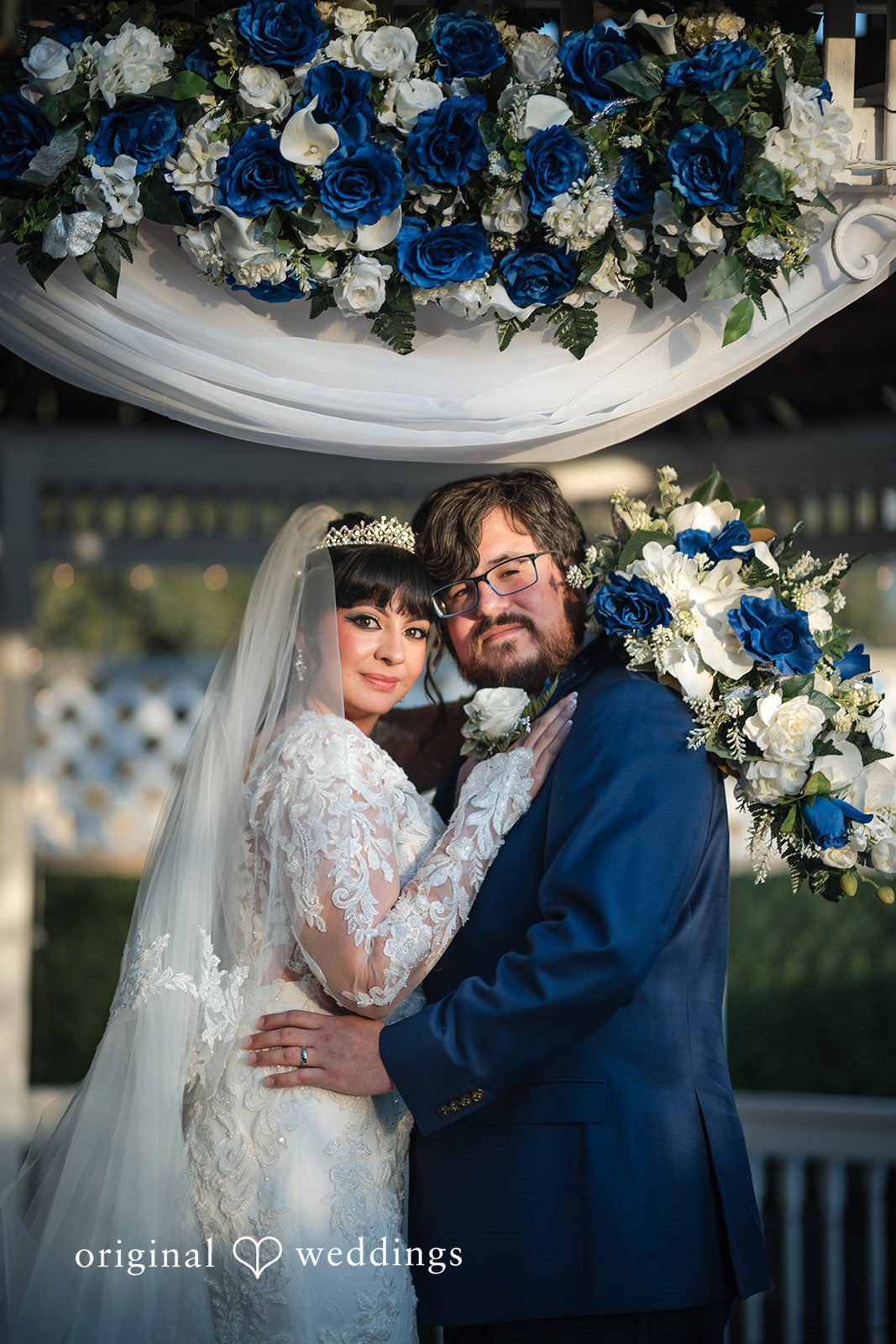 San Antonio wedding photographers from Original Weddings capturing the loveliest moment of couple at Magnolia Gardens on Main