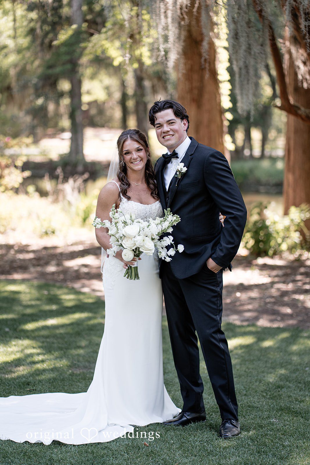 A stunning portrait of the couple