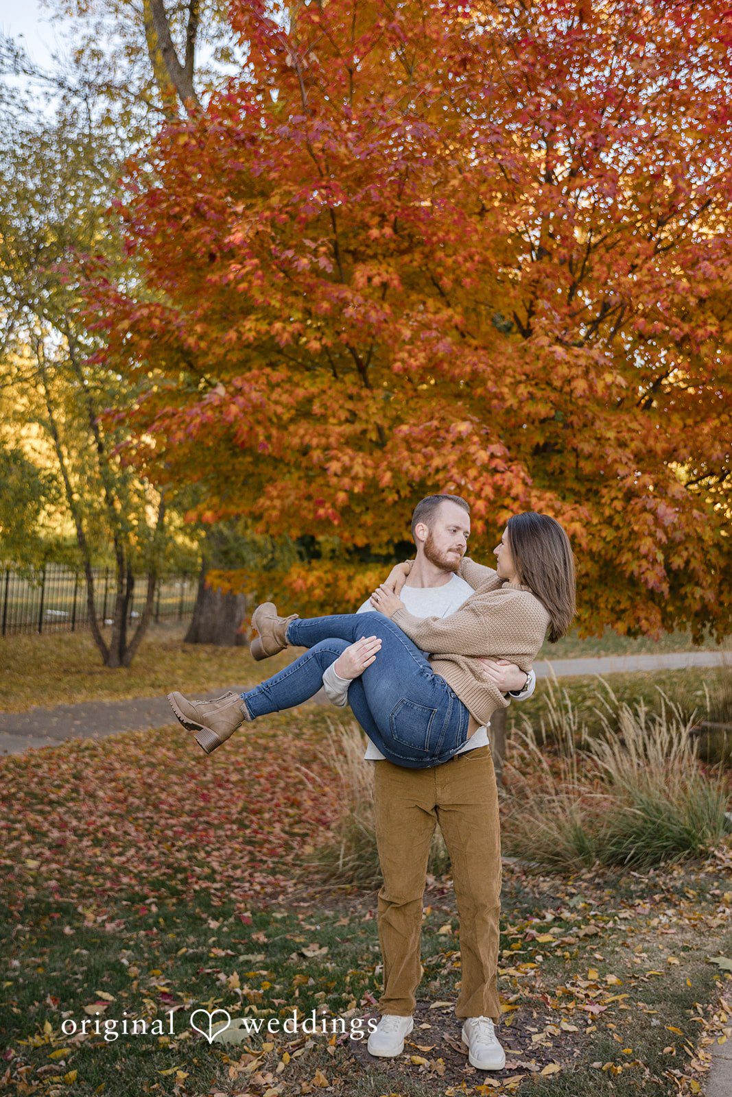 A romantic portrait of the two love-birds