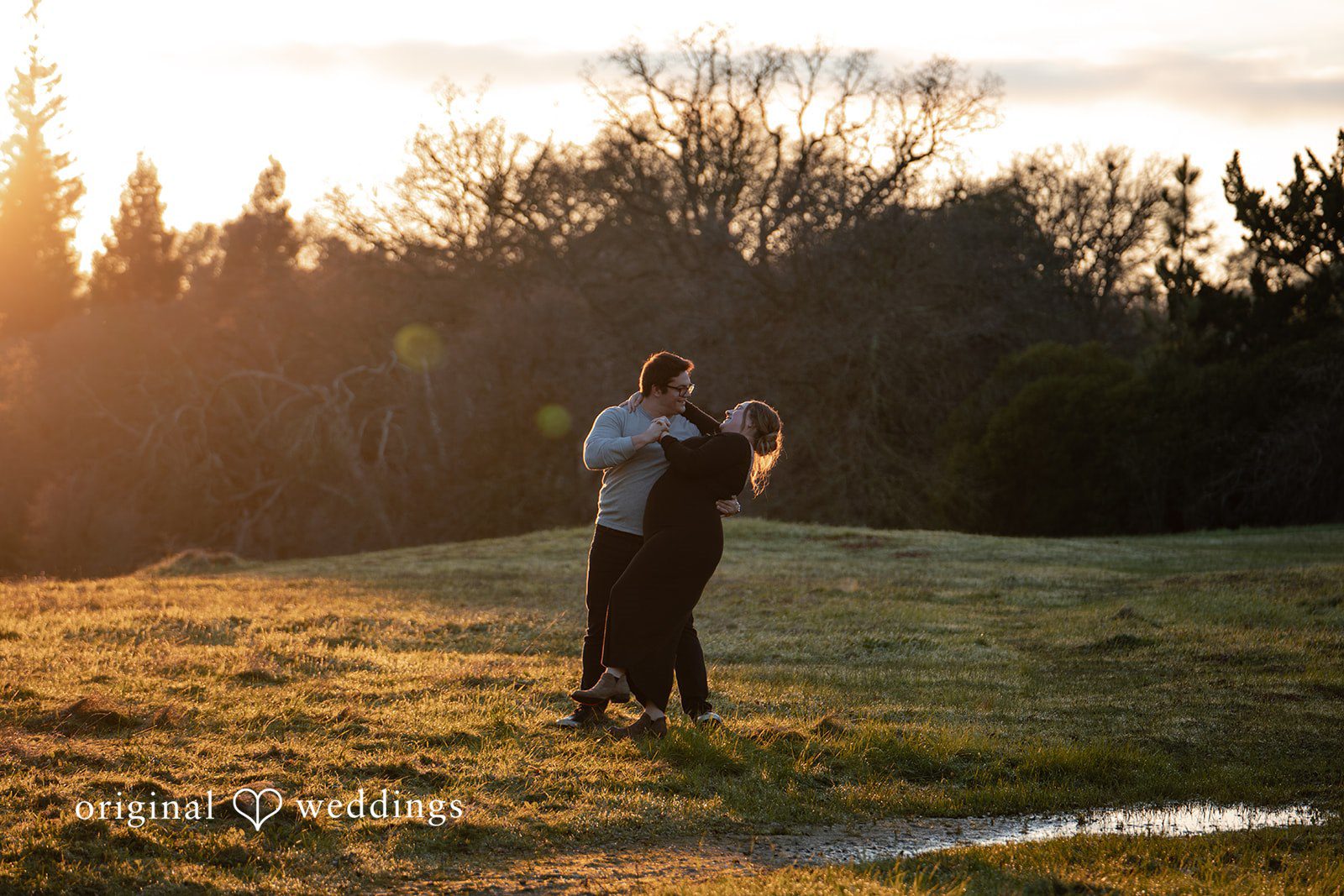 Ellie + Aaron An evening fun portrait of the couple