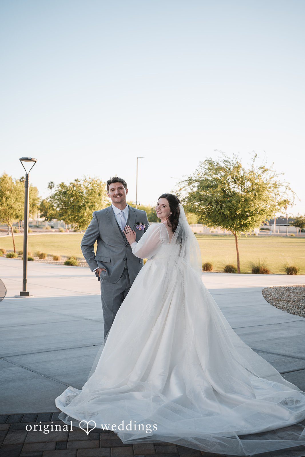 A stunning portrait of the couple