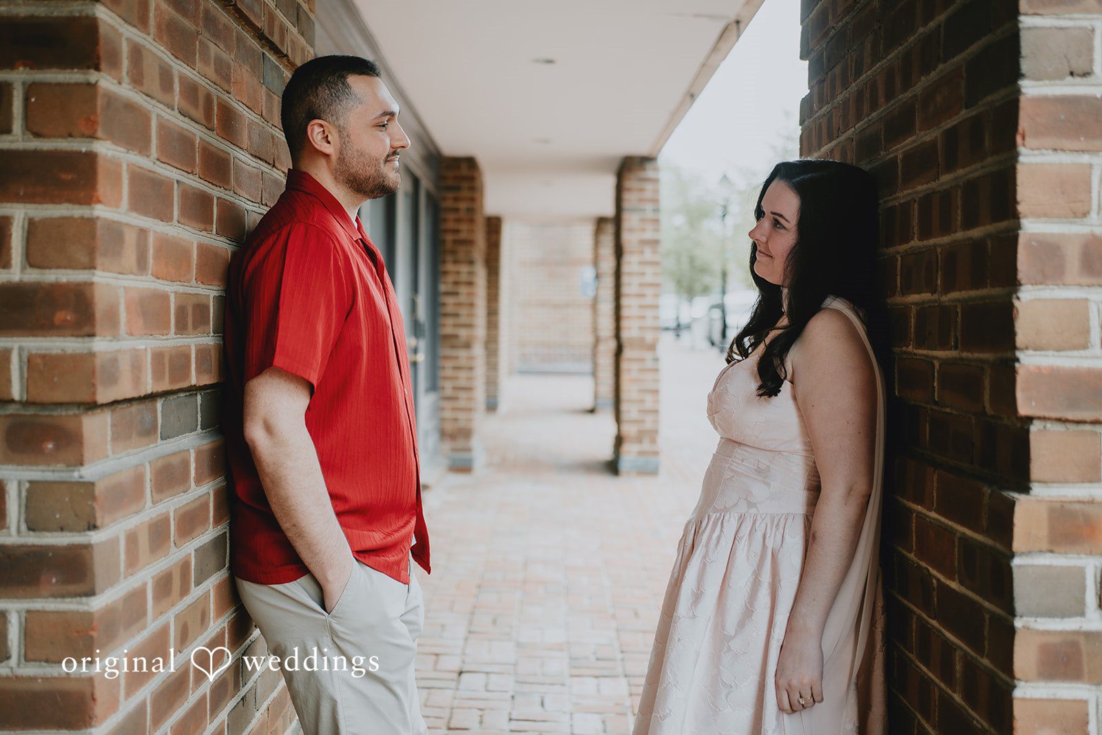 Lucy + Francesco A beautiful portrait of the couple at Old Town Alexandria