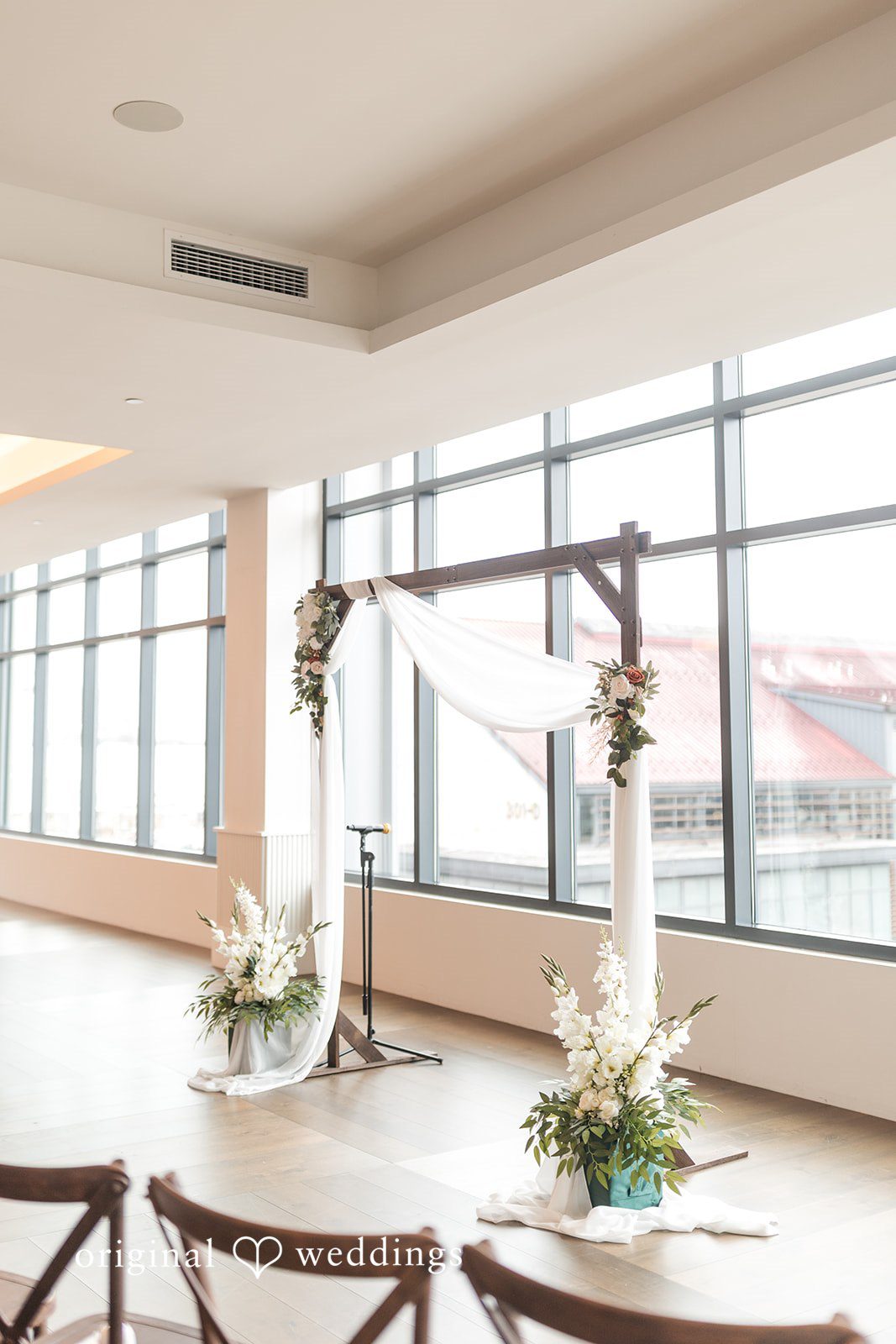 Beautifully decorated interior space for wedding