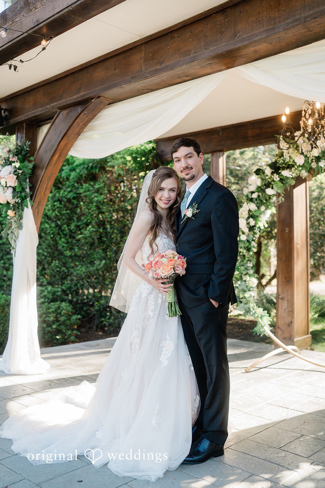 A cute portrait of the couple