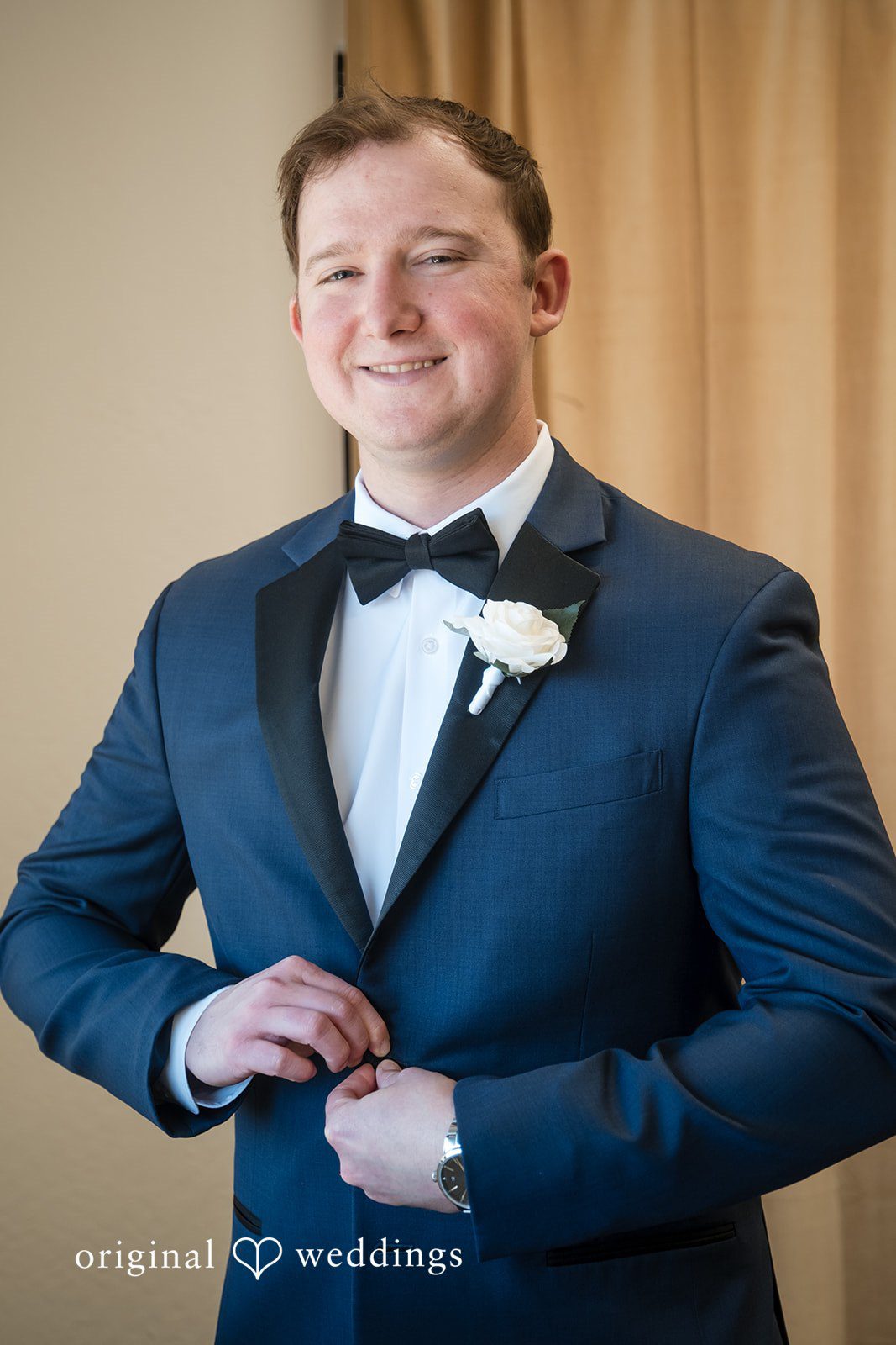Groom portrait before the wedding ceremony begins
