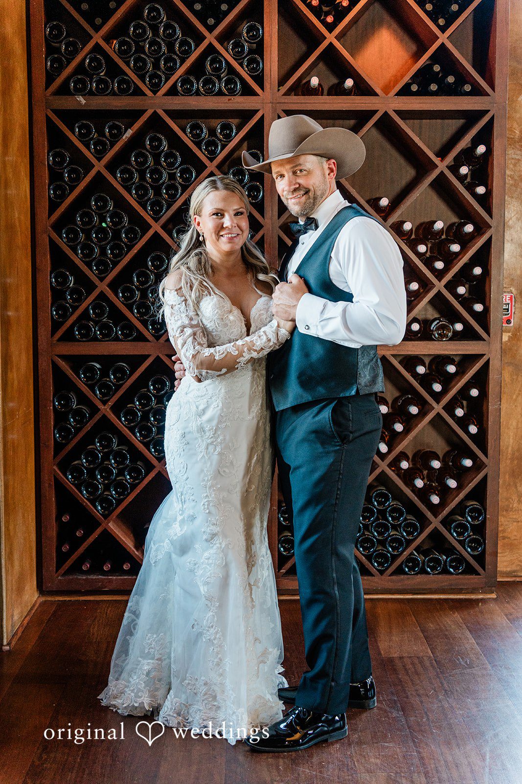 A stunning portrait of the couple