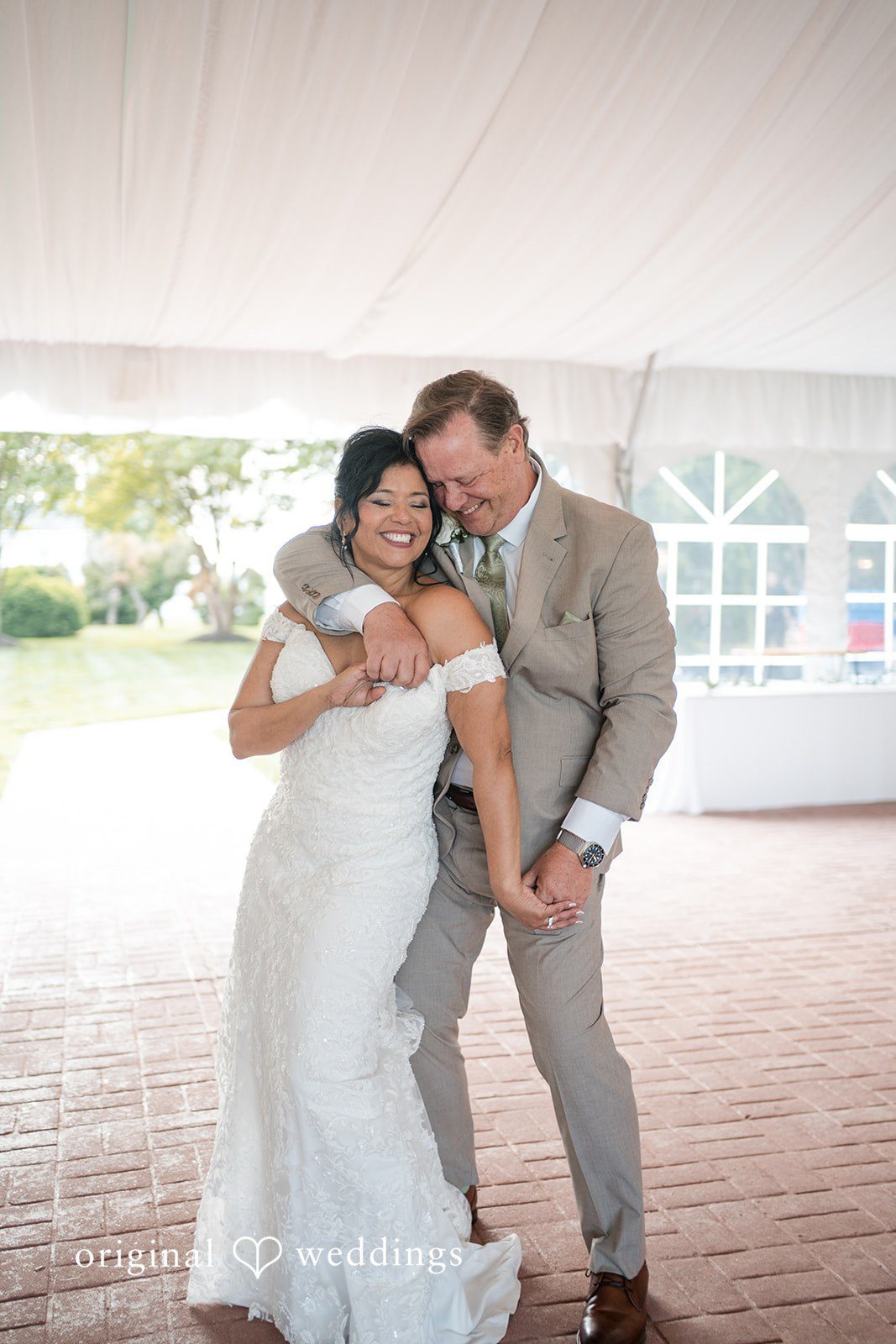 Beautiful reception dance photography at Swan Harbor Farm