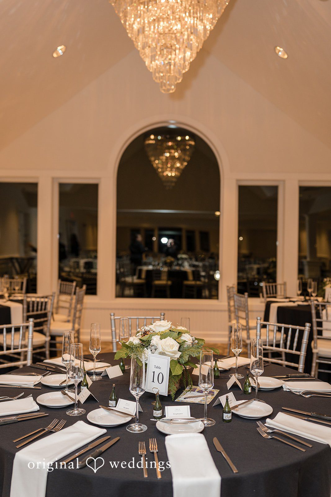 Beautiful inner view of The Cape Club of Falmouth