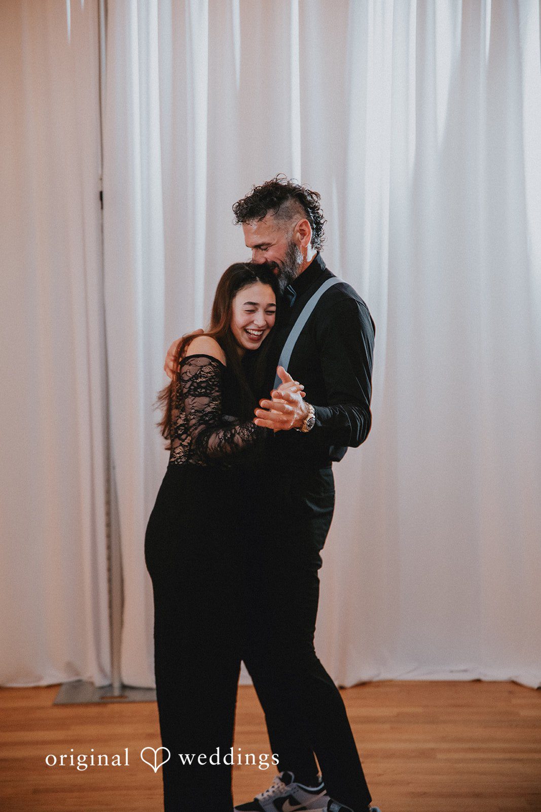 Siobhan + Seth Raleigh Wedding Photographers at The Durham Exchange | Siobhan & Seth -
