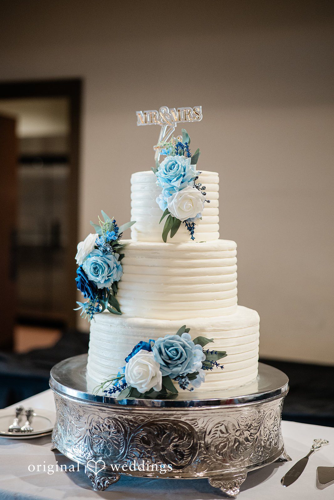 Thy + Min Portland Wedding Photographers at The Empress Estate | Thy & Min -