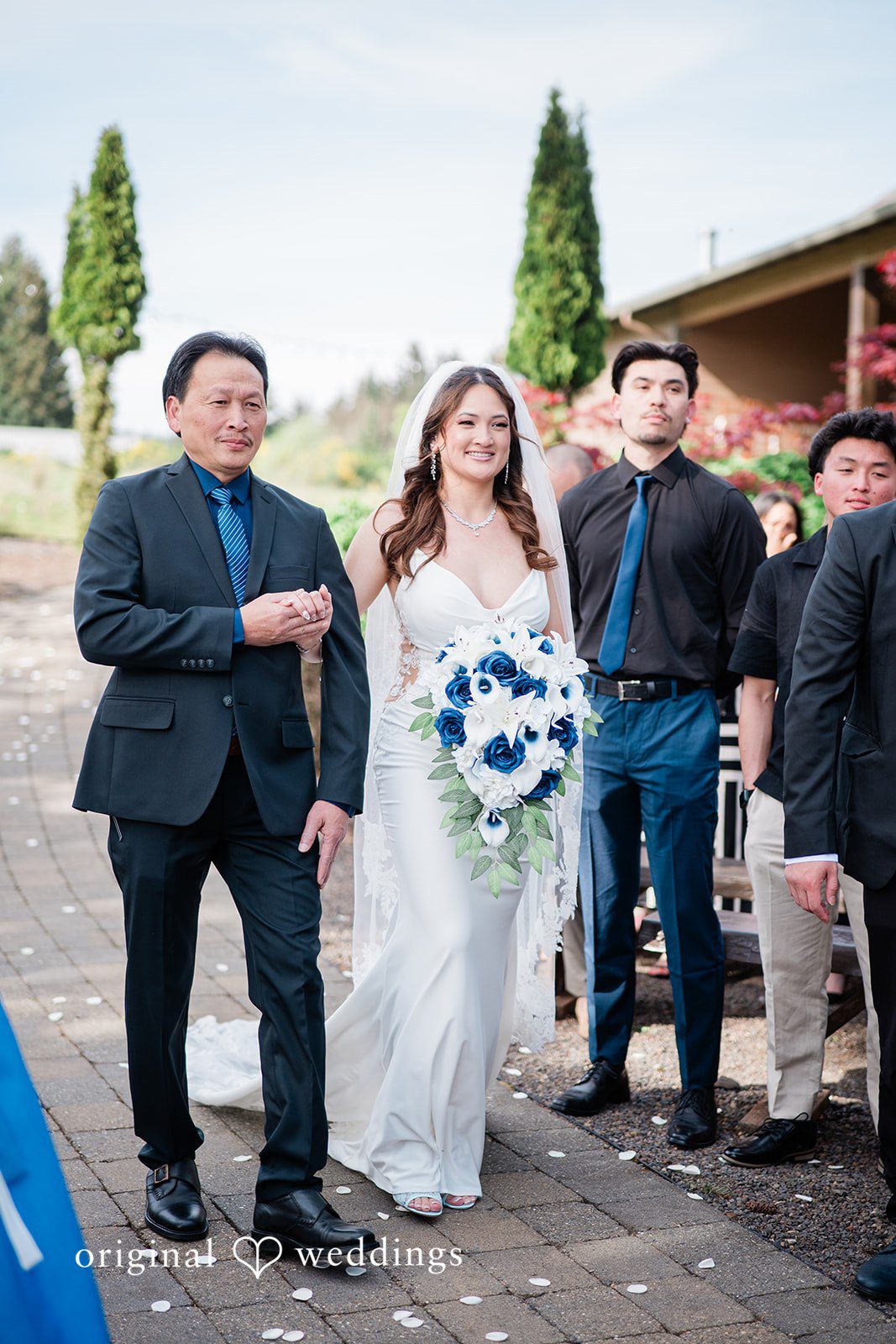 Thy + Min Portland Wedding Photographers at The Empress Estate | Thy & Min -