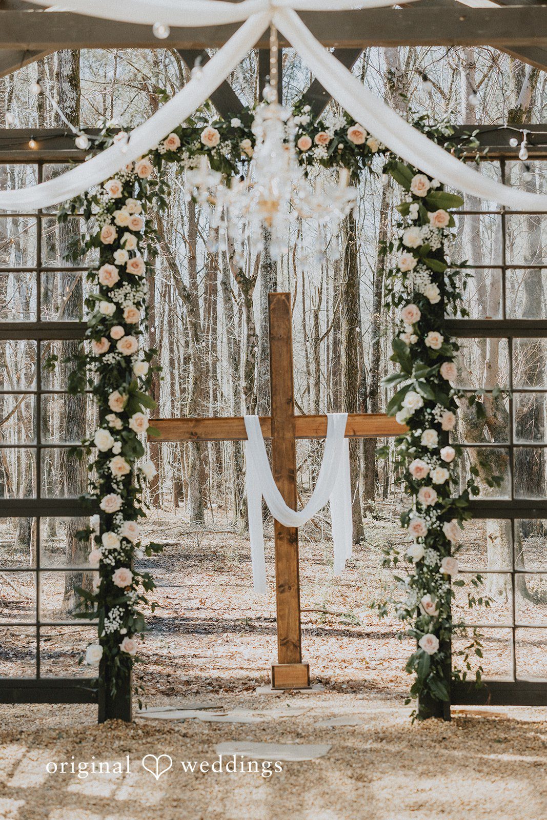 Elegant venue overview at The Glasshouse at Alabama Eden