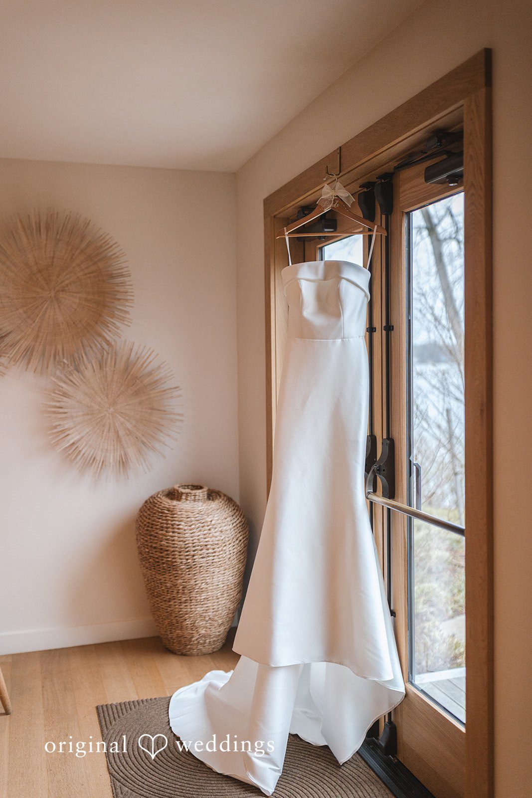 The bride's wedding gown