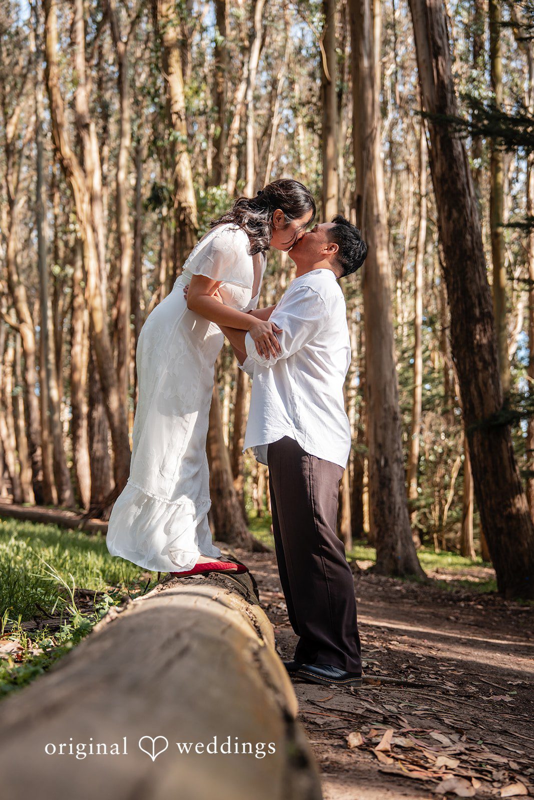 Couple Kiss moment at The Presidio