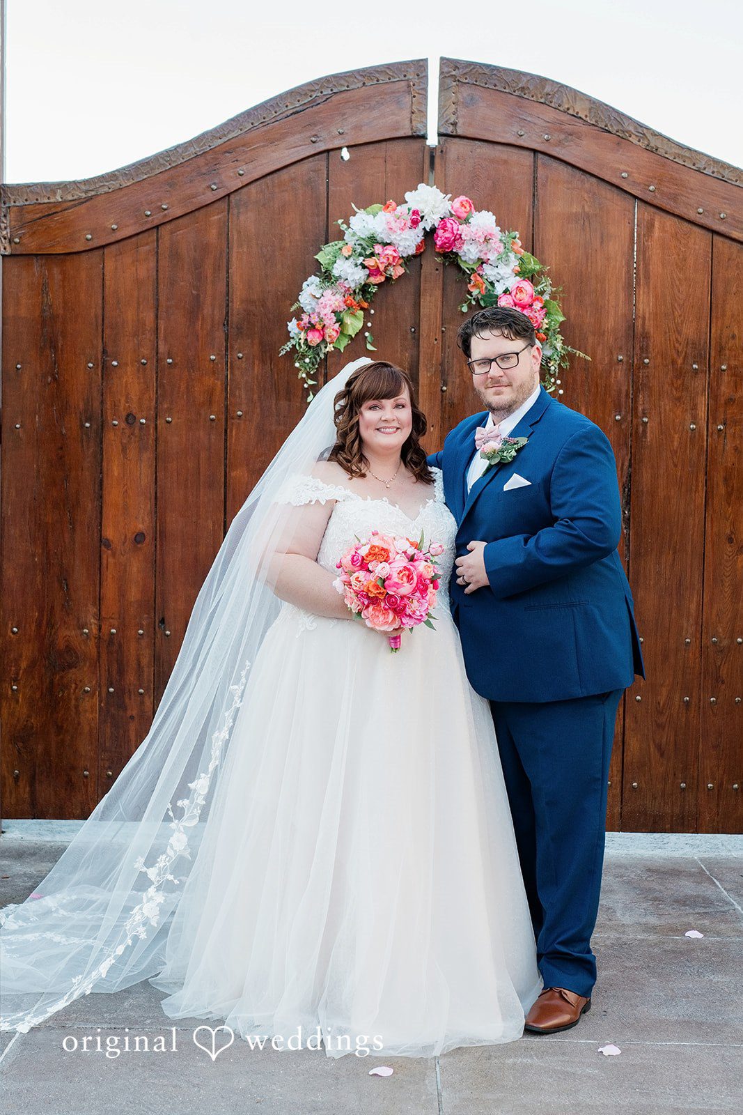 Hilary + Thomas A stunning portrait of the couple