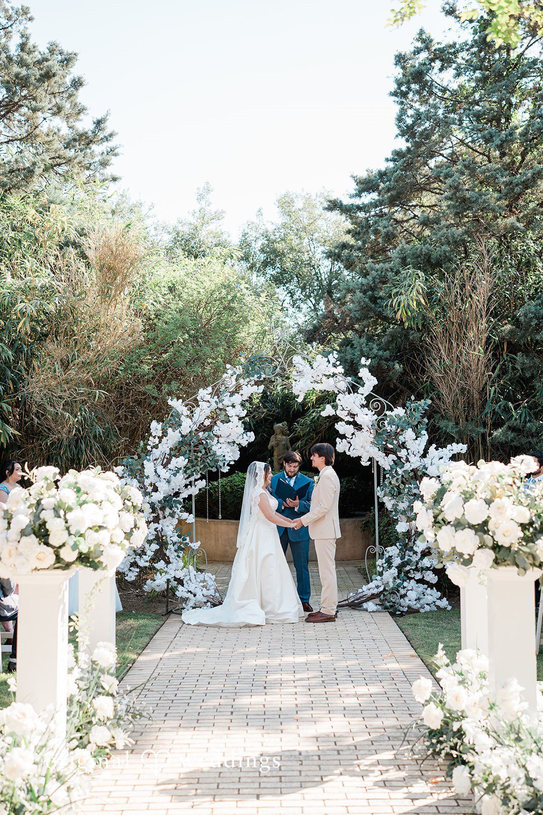 Romantic couple eye contact moment at Vines Mansion