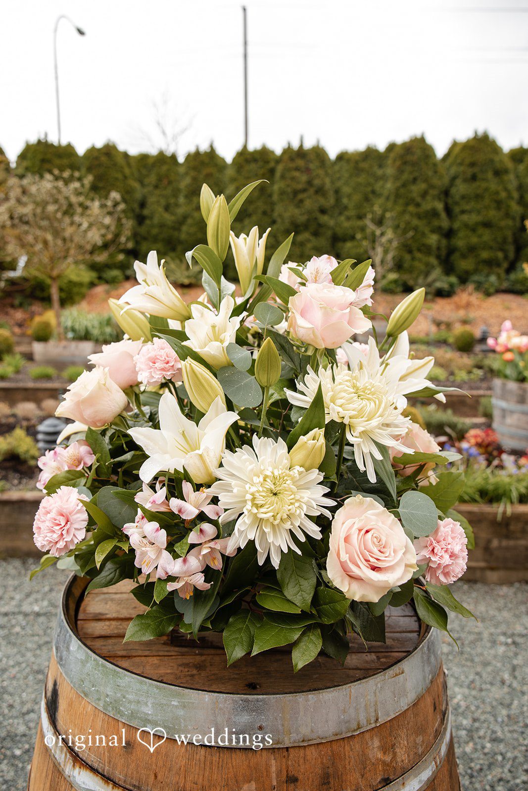 Elegant glass vase flower decor at Willows Lodge