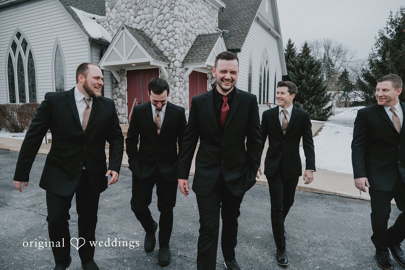 Sarah + Justin Chicago Wedding Photographers at Aberdeen Manor | Sarah & Justin -