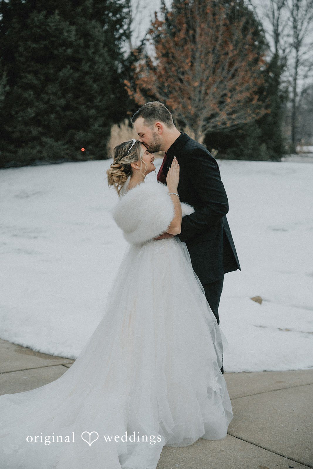 Sarah + Justin Chicago Wedding Photographers at Aberdeen Manor | Sarah & Justin -
