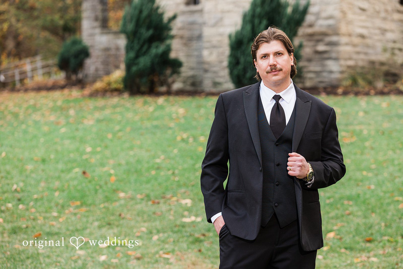 Zaina + Nick Elegant groom wedding day photography at Annunciation Greek Orthodox Church