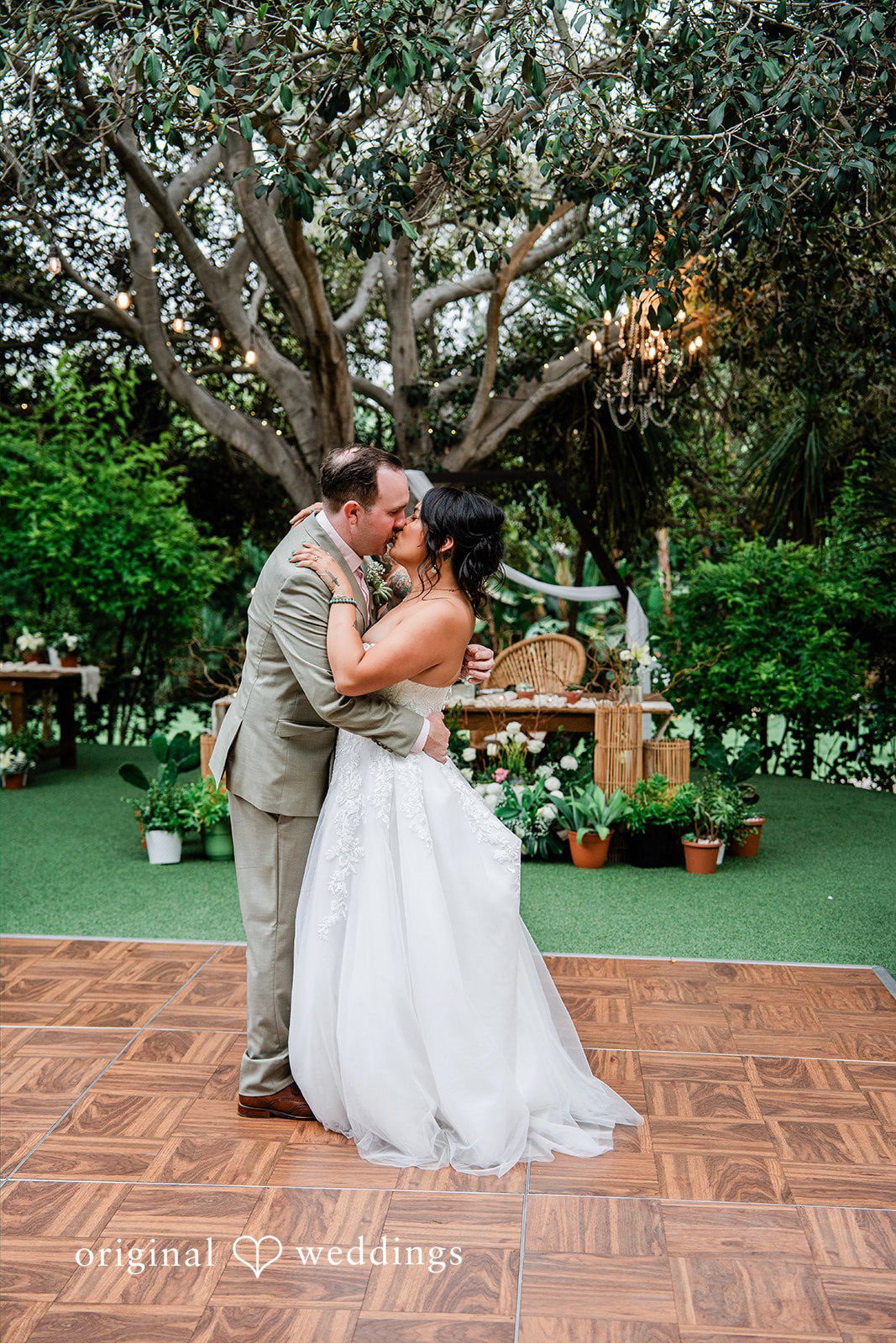 Mae + Nicholas Newlyweds sharing a romantic first dance at Botanica’s reception.