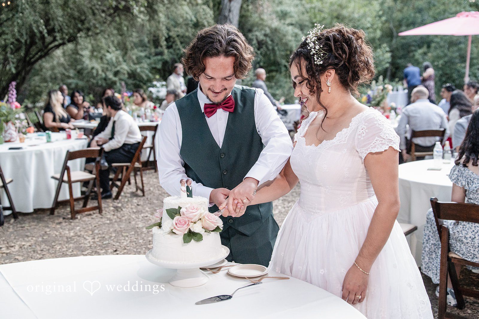 Keely + Sam Romantic cake cutting ceremony at Camp Bartlett wedding