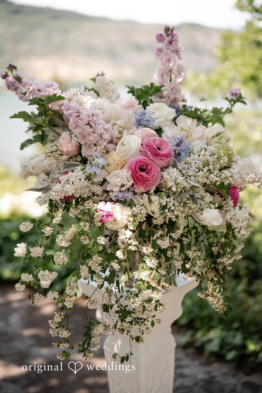 Taryn + Oliver Columbia Gorge Hotel Wedding | Taryn & Oliver -