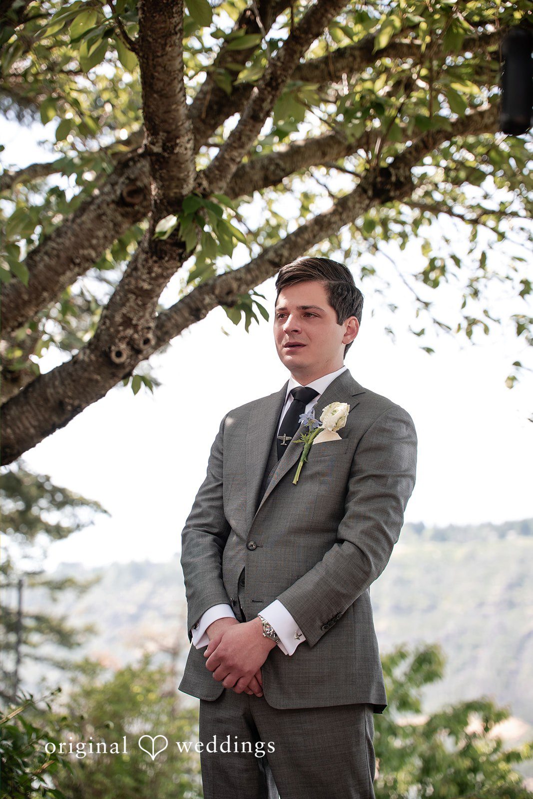 Taryn + Oliver Columbia Gorge Hotel Wedding | Taryn & Oliver -