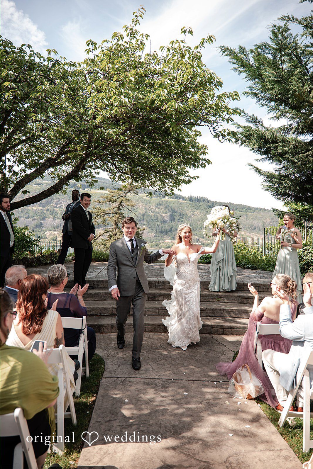 Taryn + Oliver Columbia Gorge Hotel Wedding | Taryn & Oliver -