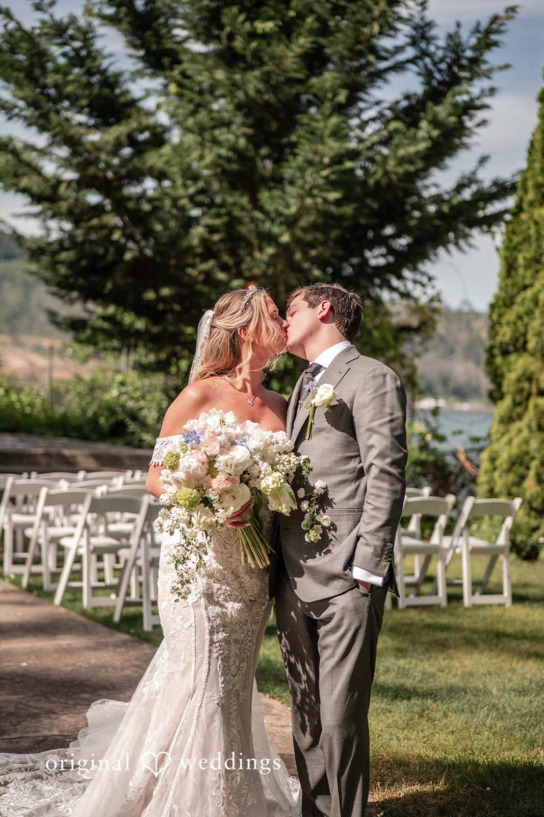Taryn + Oliver Columbia Gorge Hotel Wedding | Taryn & Oliver -