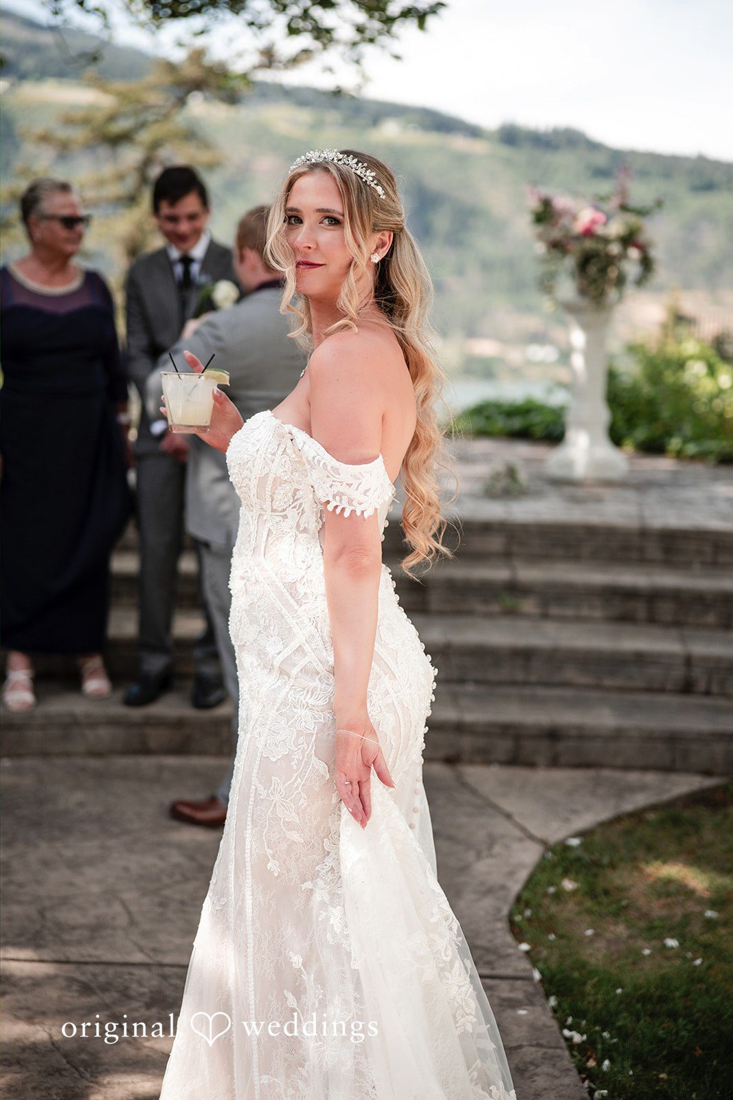 Taryn + Oliver Columbia Gorge Hotel Wedding | Taryn & Oliver -
