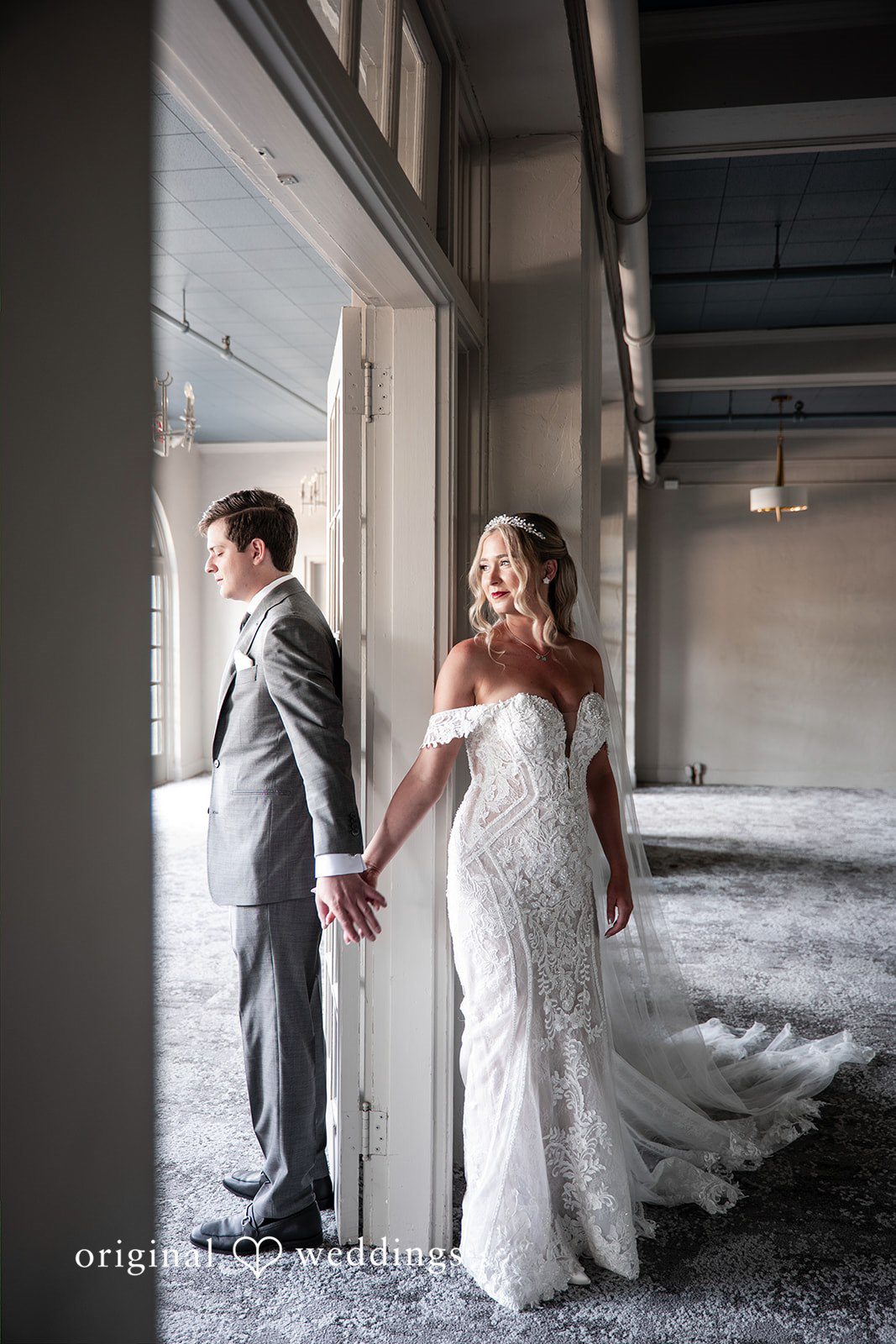 Taryn + Oliver Columbia Gorge Hotel Wedding | Taryn & Oliver -