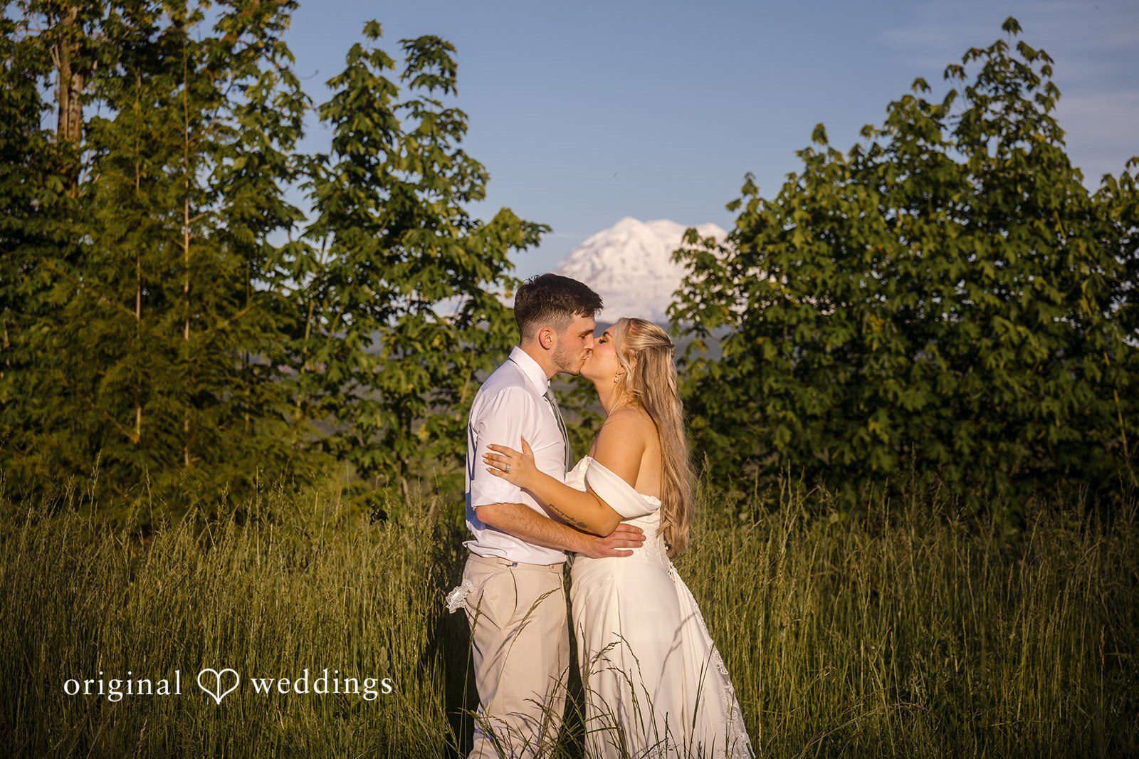Joseph and Hailee’s wedding at Edlynn Farm captured by Original Weddings Seattle wedding photographers with romantic portraits and unforgettable moments