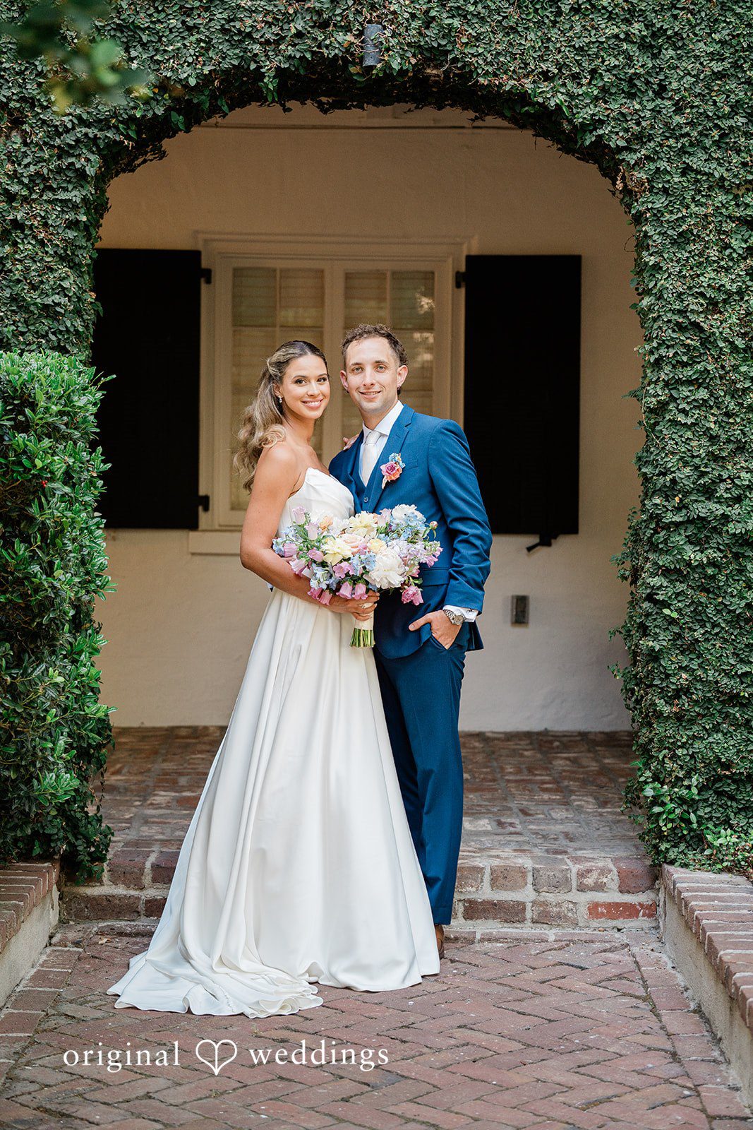 A stunning portrait of the couple