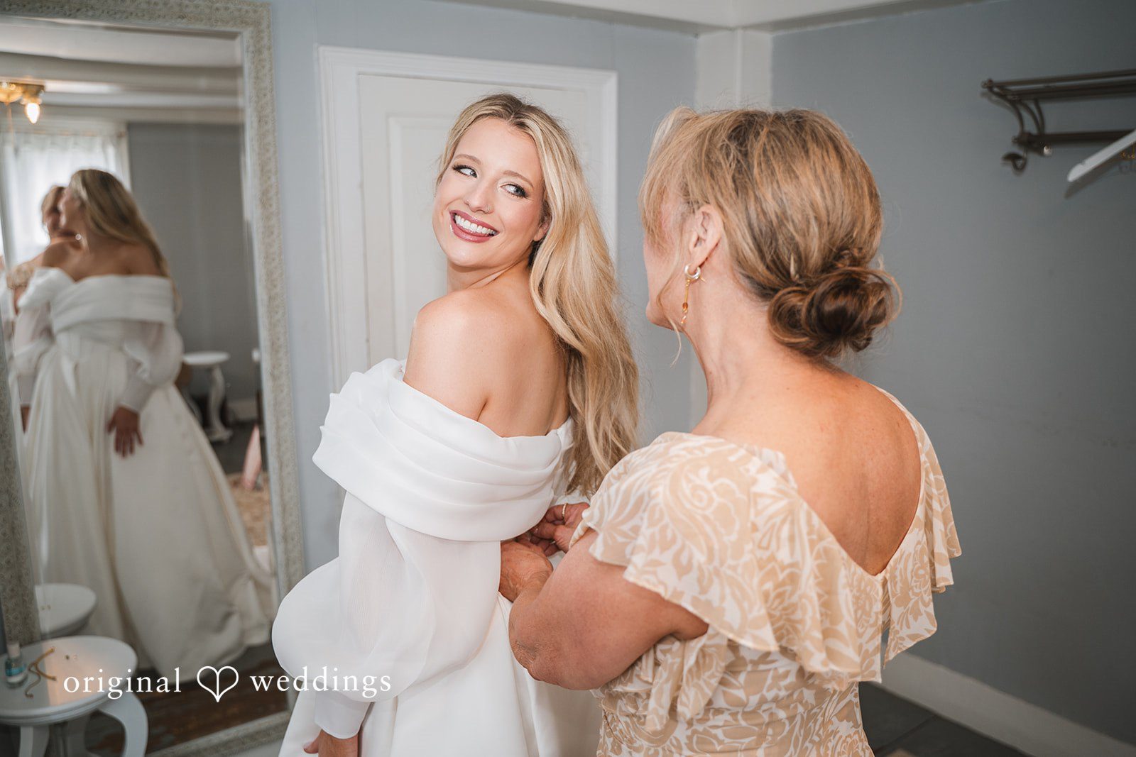 Shea + Peter The bride gets ready
