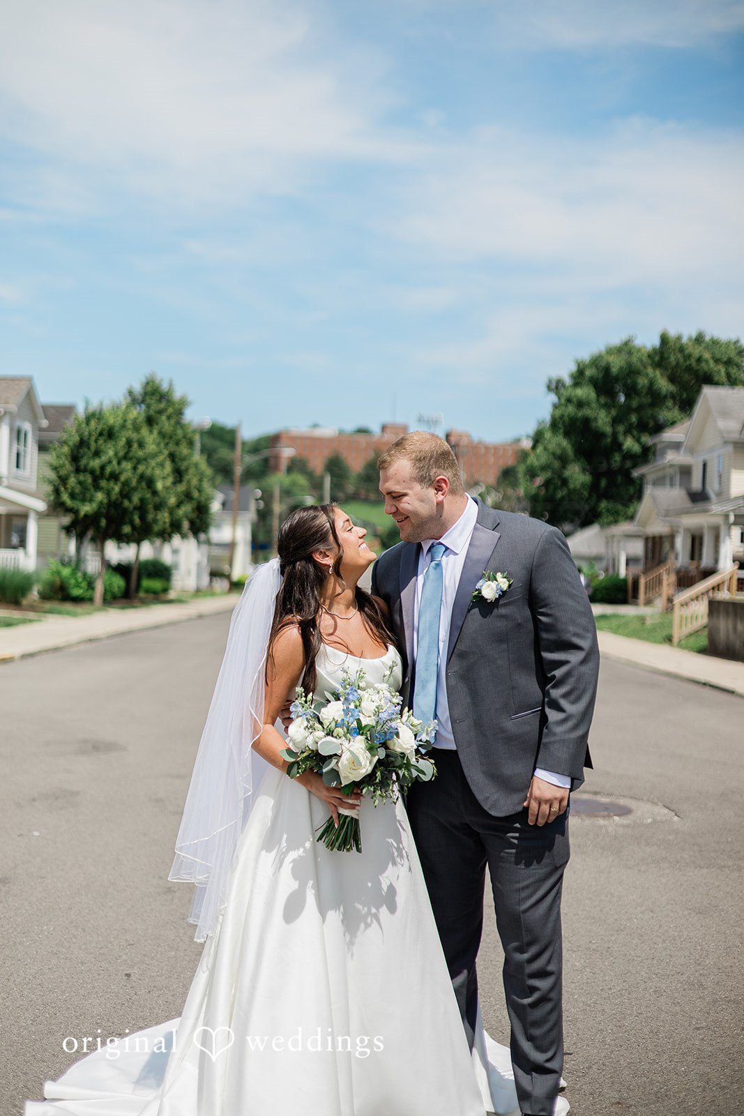 A beautiful portrait of the couple