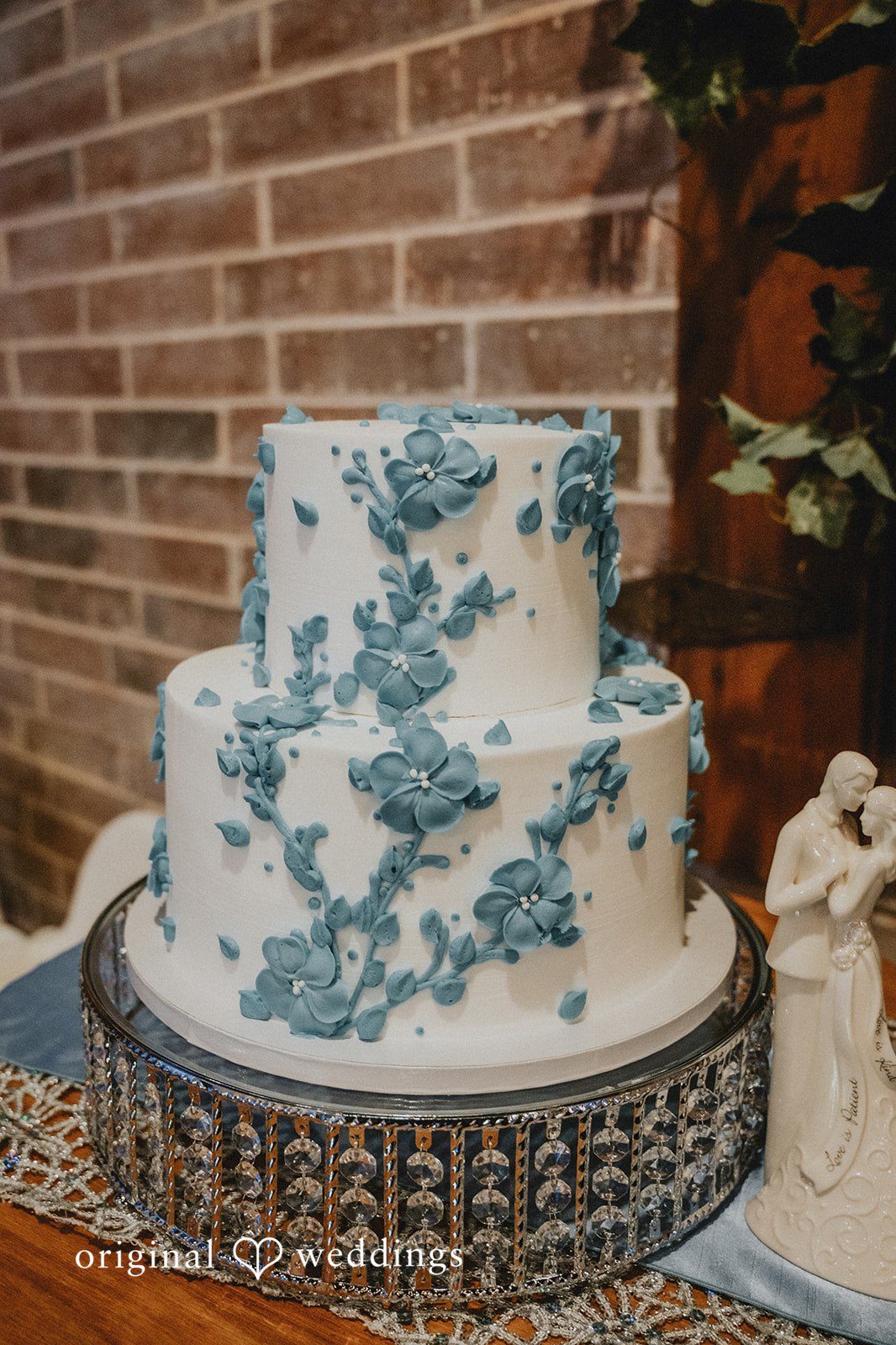 Daniel + Amanda Chicago Wedding Photographers at Magnolia’s | Daniel & Amanda -