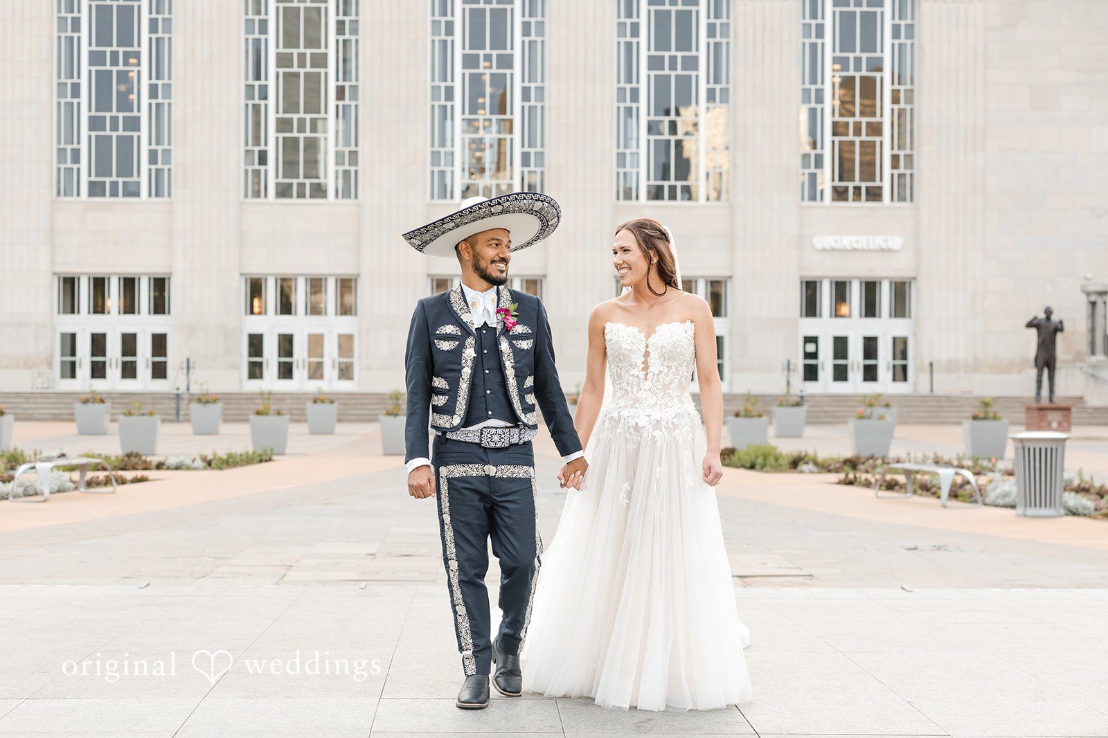 Our Oklahoma City wedding photographers captured a stunning portrait of the couple in the outdoors of Meinders Hall of Mirrors
