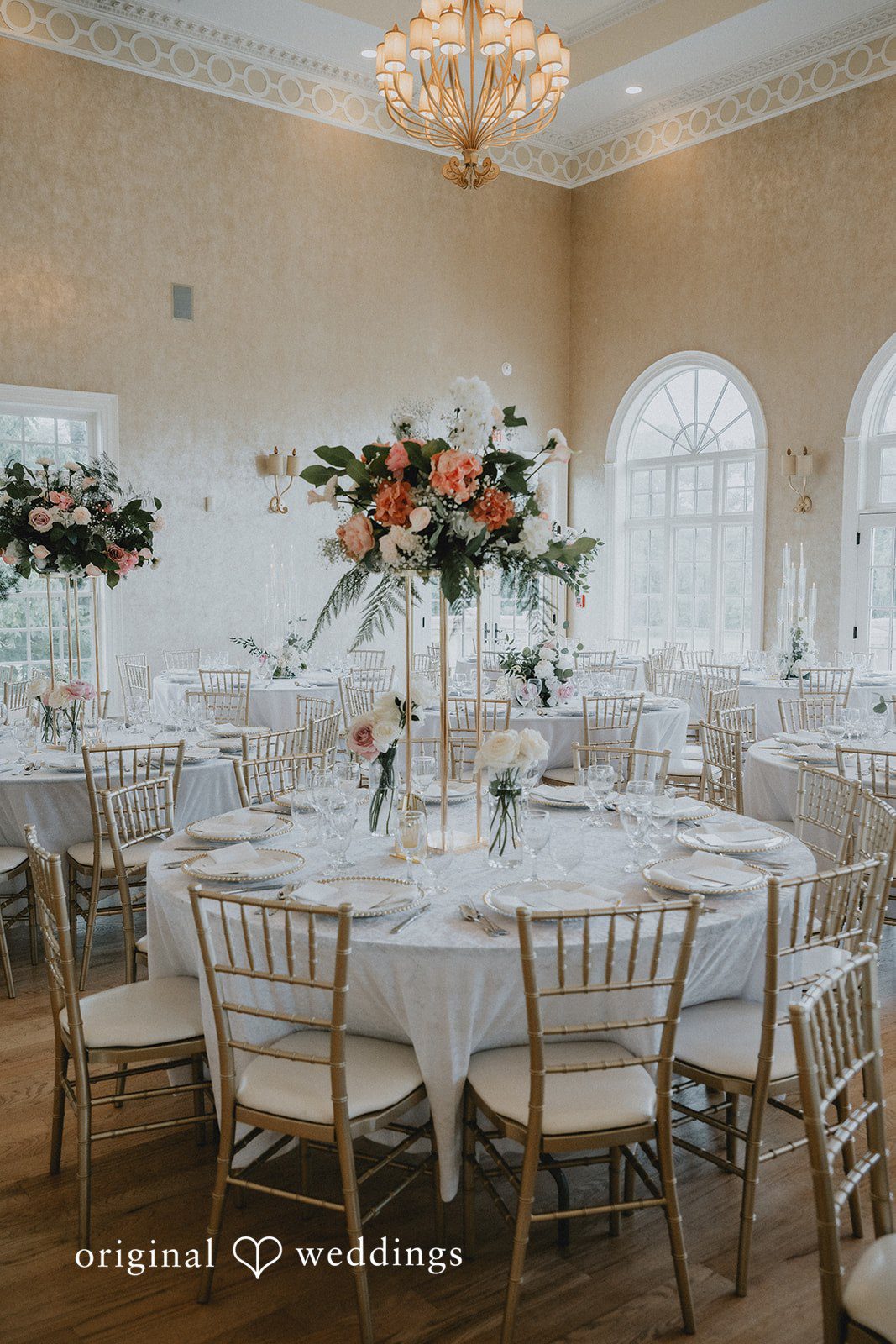 Destiny + Daniel Beautifully decorated table