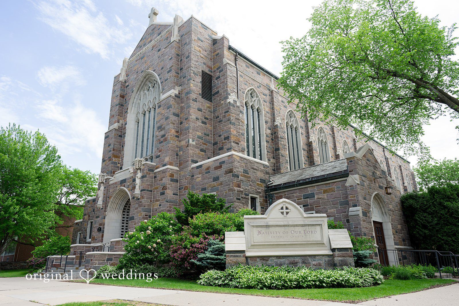 Kiarra + Anthony Romantic venue exterior wedding photography at Nativity of Our Lord Catholic Church