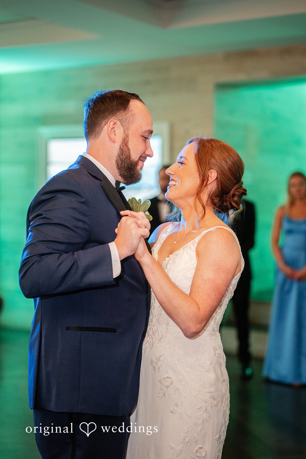 Romantic portrait of the couple during their first dance