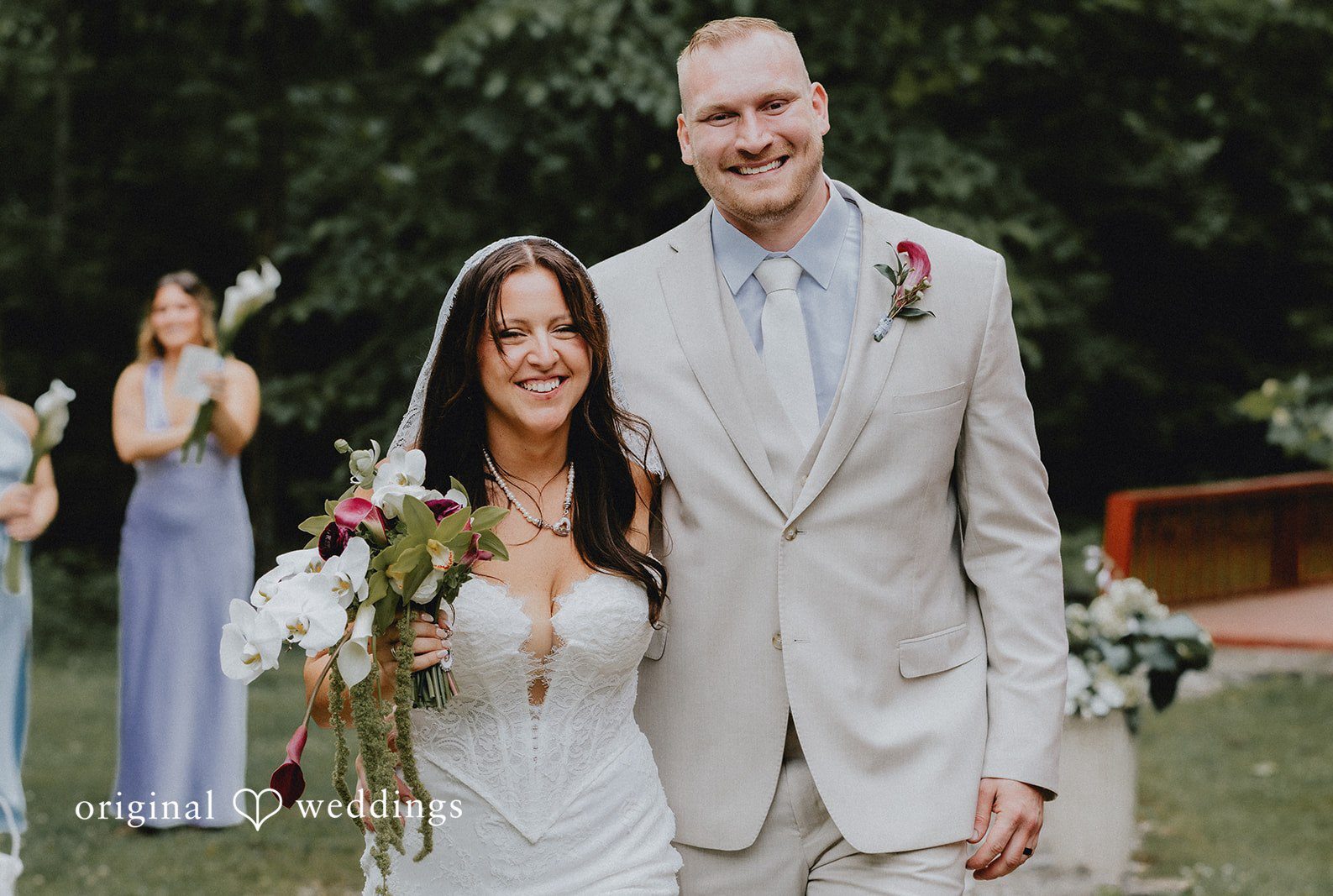 Lovely picture of bride and groom captured by Cincinnati Wedding Photographers from Original Weddings