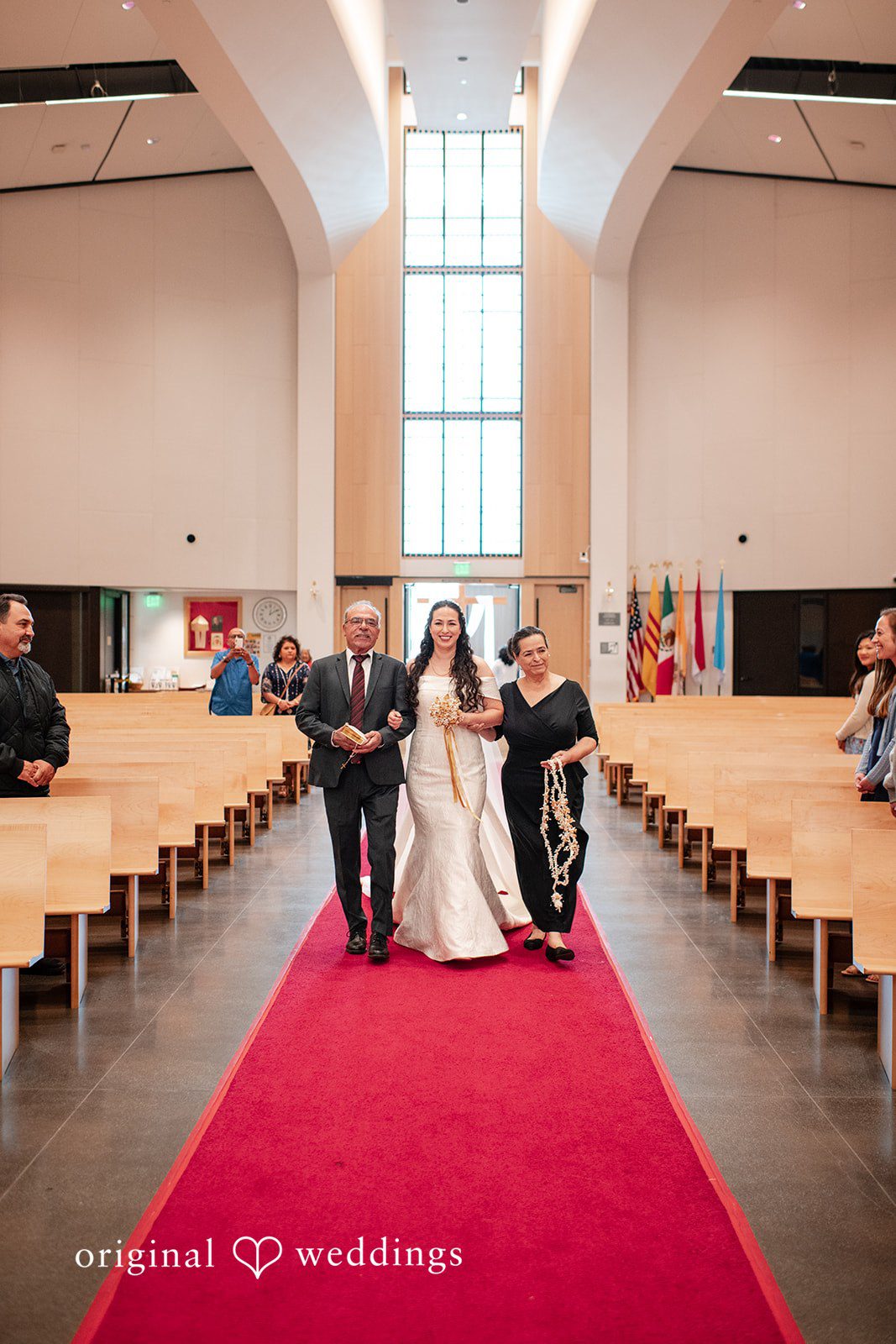 Paulina + Steve Bride arriving at the ceremony with her parents